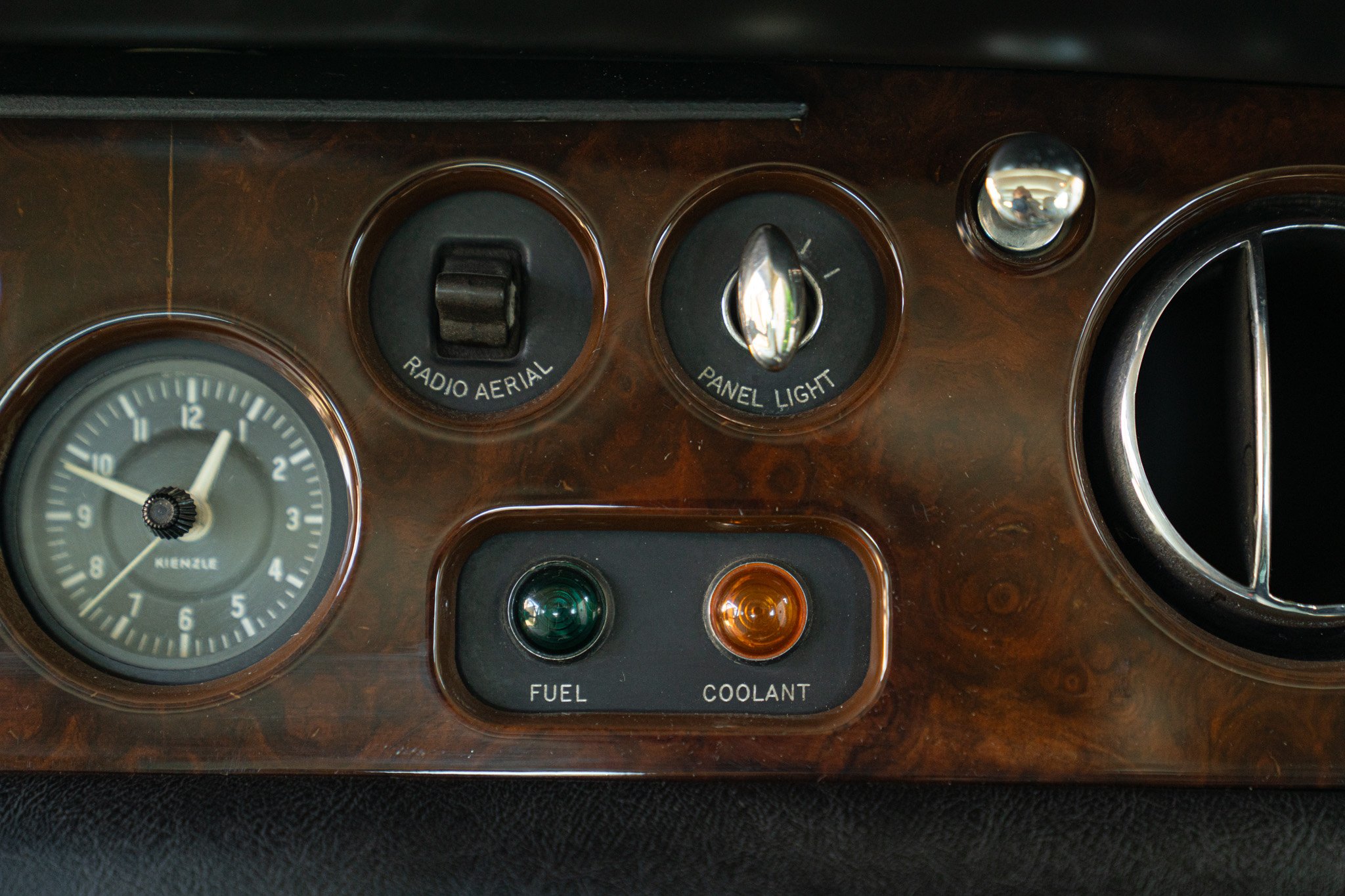 Rolls Royce SILVER SHADOW 