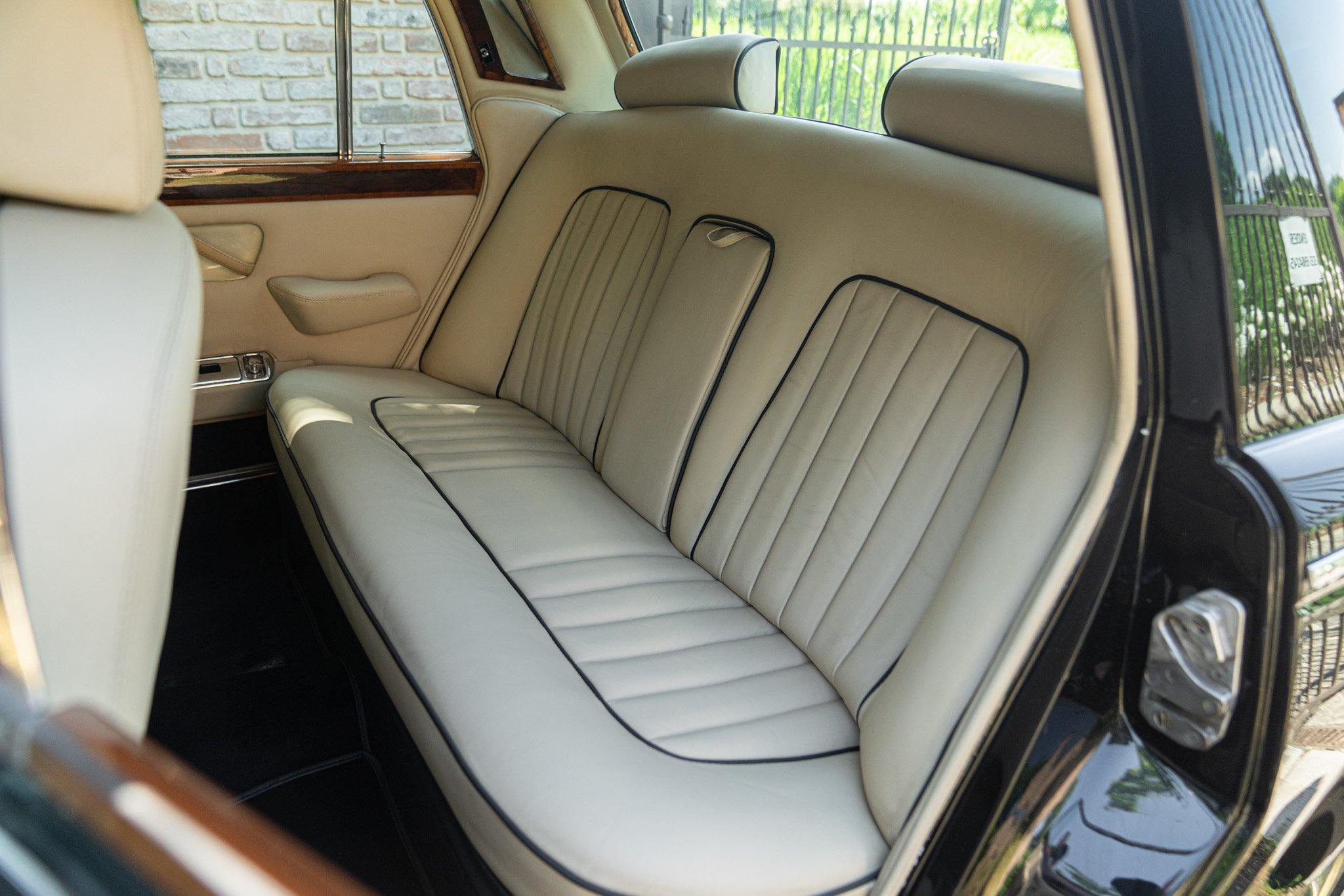 Rolls Royce SILVER SHADOW 