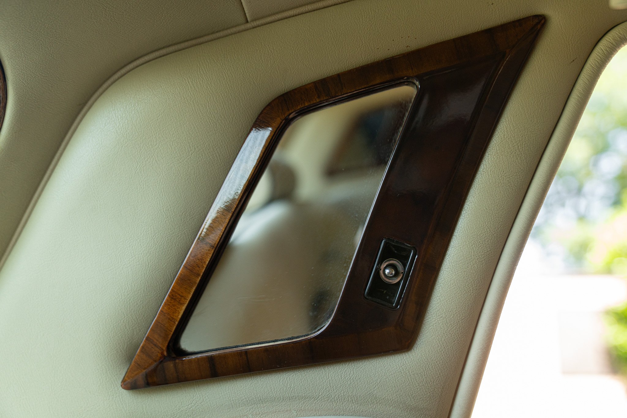 Rolls Royce SILVER SHADOW 