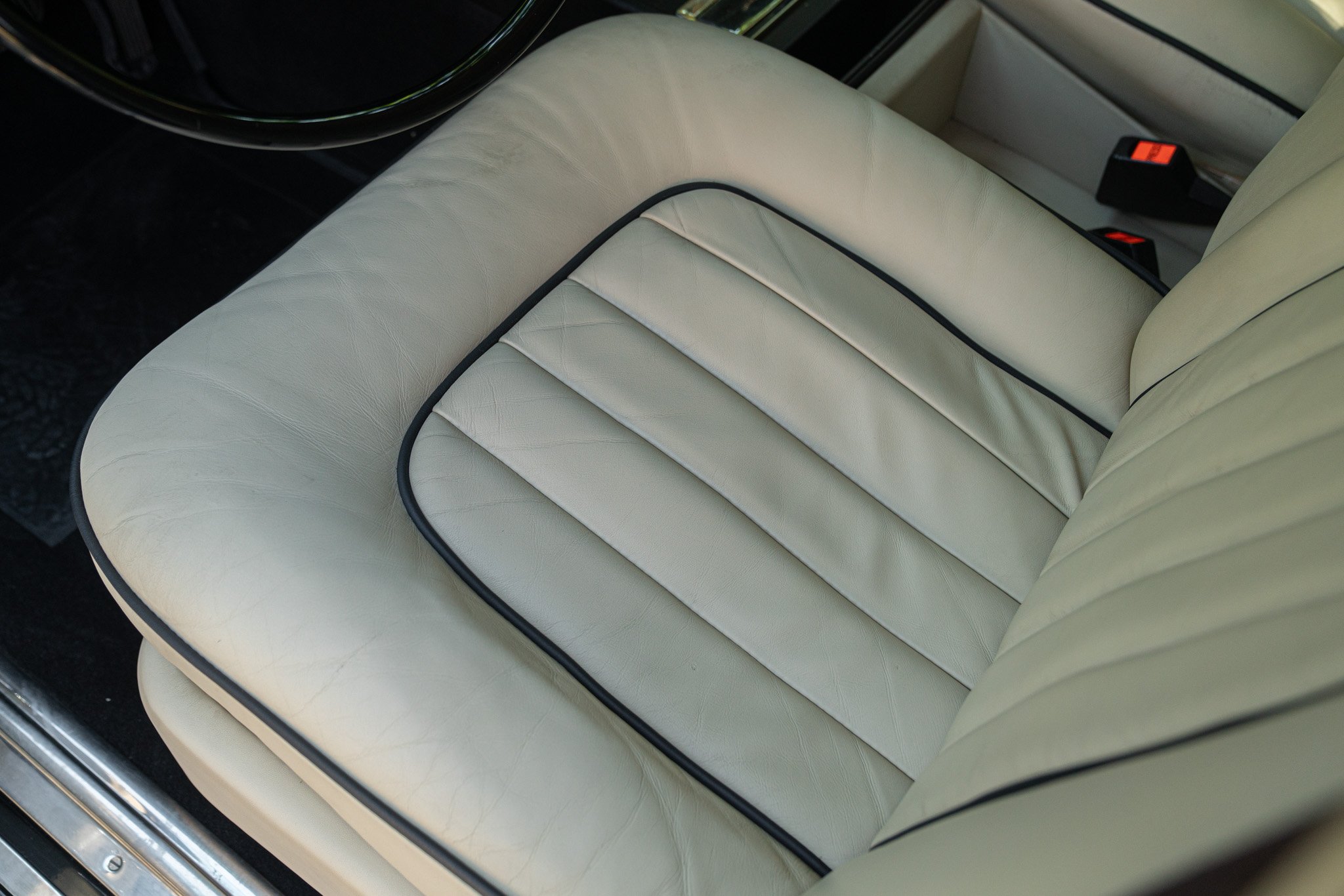 Rolls Royce SILVER SHADOW 