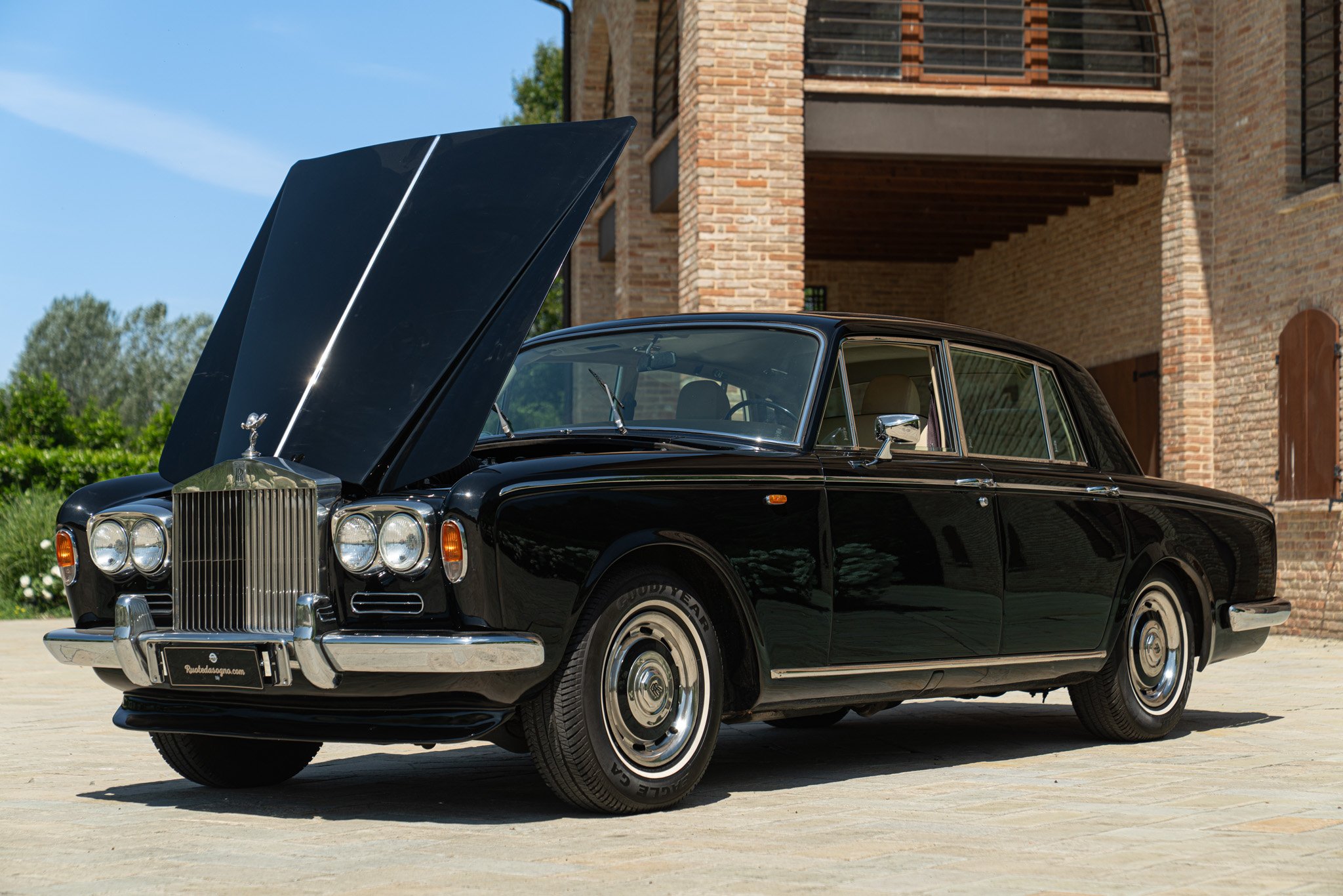 Rolls Royce SILVER SHADOW 