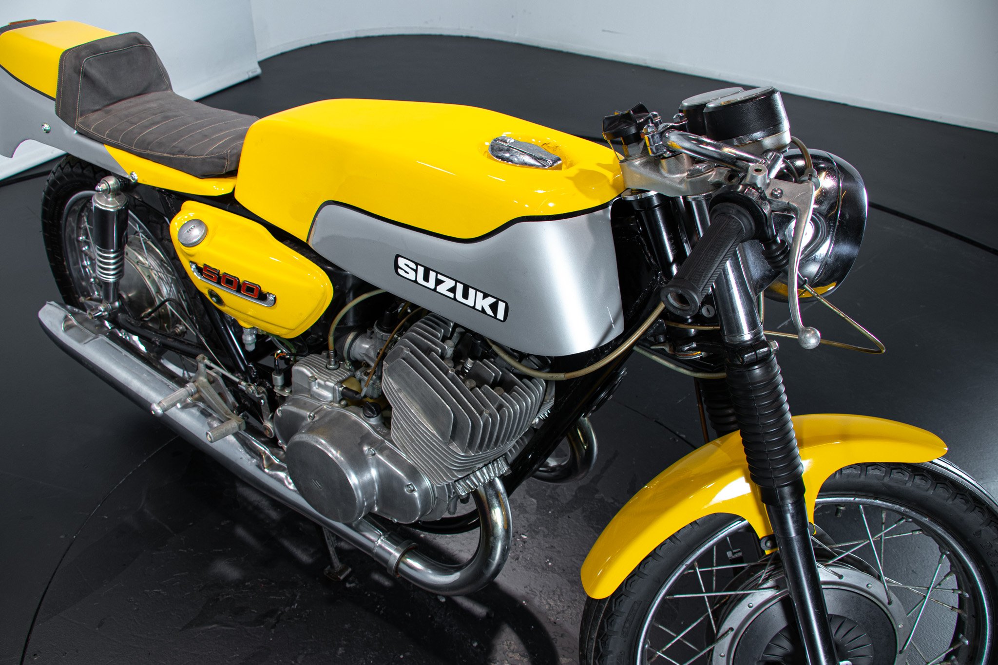 Suzuki TITAN 500 