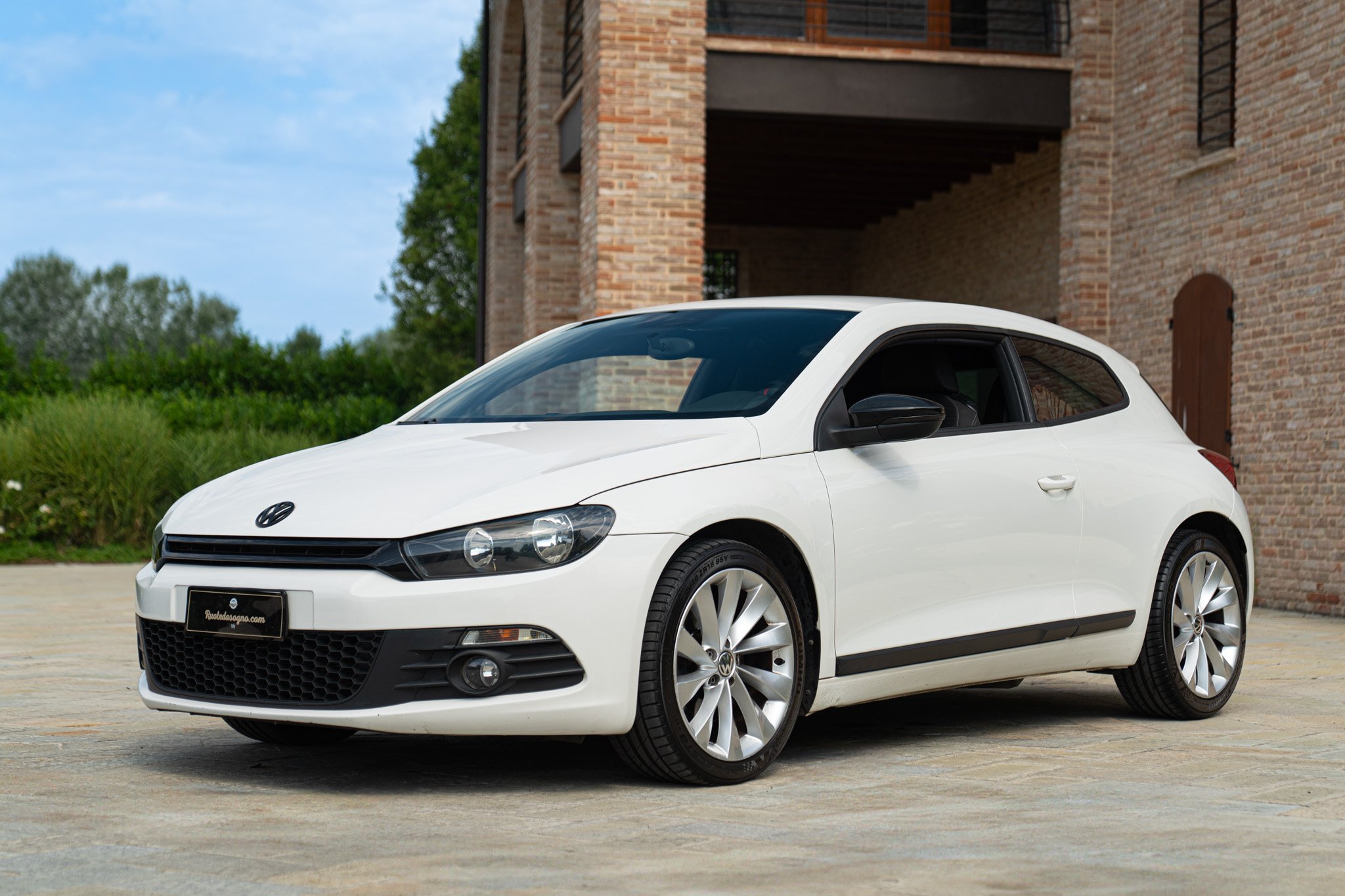 Volkswagen SCIROCCO 2.0 TFSI 2.0 R LINE 
