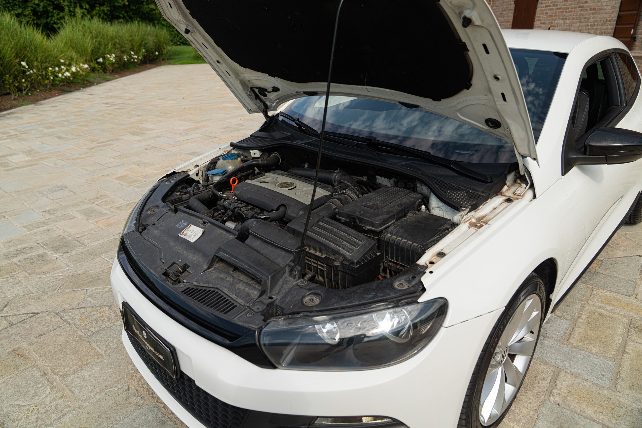 Volkswagen SCIROCCO 2.0 TFSI 2.0 R LINE 