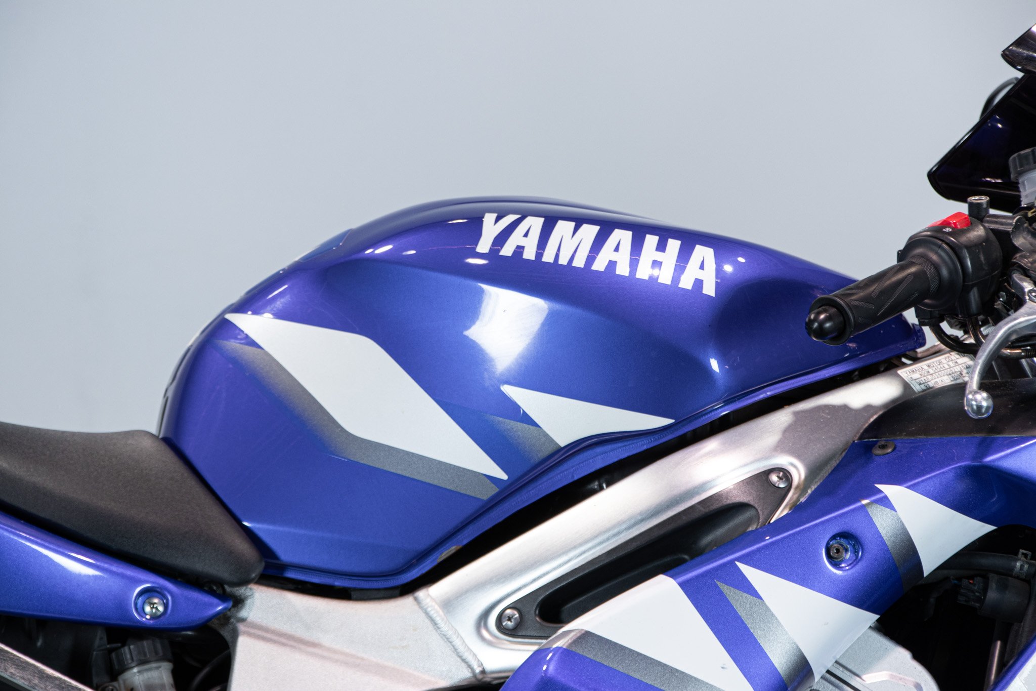 Yamaha R6 