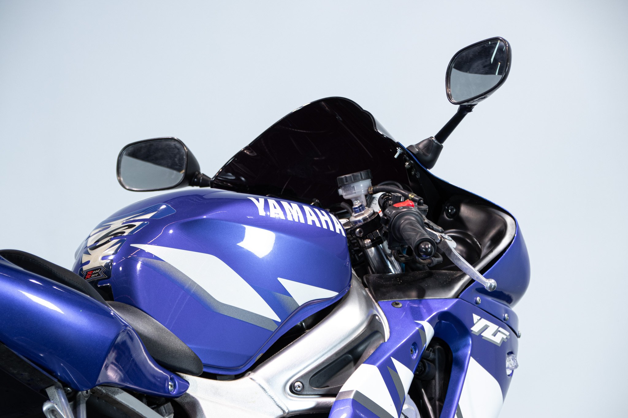 Yamaha R6 