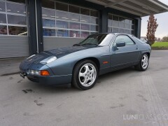 Porsche 928 S4