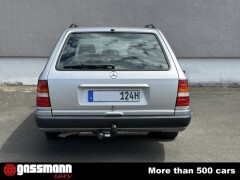 Mercedes Benz 300 TD Kombi - S124 D 