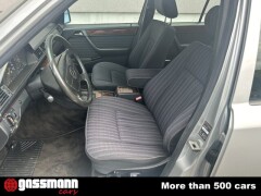 Mercedes Benz 300 TD Kombi - S124 D 