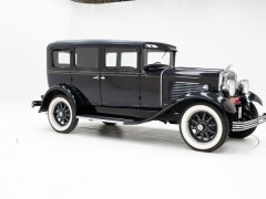 Peerless Six Model 61 \'29 