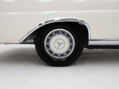 Mercedes Benz 280 SE \'68 