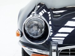 Jaguar E-Type Series 3 V12 