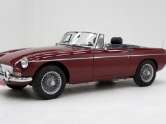 MG B \'74 