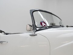 Daimler SP250 \'64 