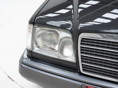 Mercedes Benz 220 E \'94 