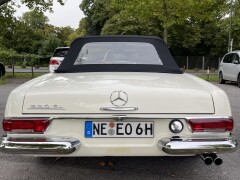 Mercedes Benz Daimler Benz 230 SL