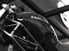 Ducati Monster 900 Club Italia 