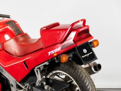 Honda VFR 750 