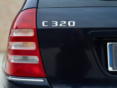 Mercedes Benz C 320 