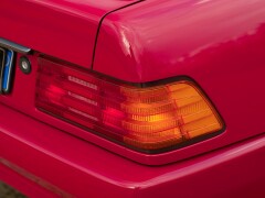 Mercedes Benz SL 600 V12 