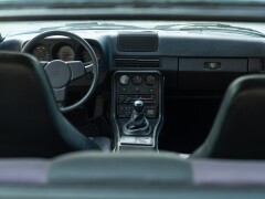 Porsche 924 