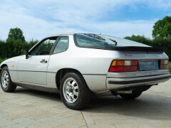 Porsche 924 