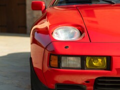 Porsche 928 S 