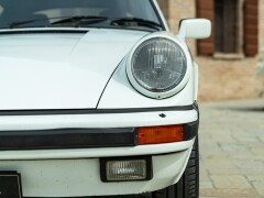 Porsche 911 CARRERA 3.2 CABRIOLET 