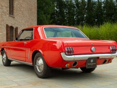 Ford MUSTANG COUPÈ 