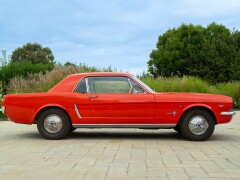 Ford MUSTANG COUPÈ 