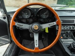 Alfa Romeo MONTREAL 