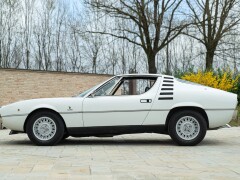Alfa Romeo MONTREAL 