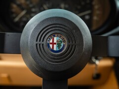Alfa Romeo SPIDER DUETTO 