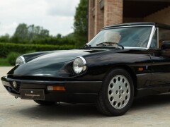 Alfa Romeo SPIDER DUETTO 