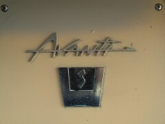 Studebaker AVANTI SUPERCHARGED 