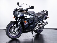 Suzuki GSX R 1100 